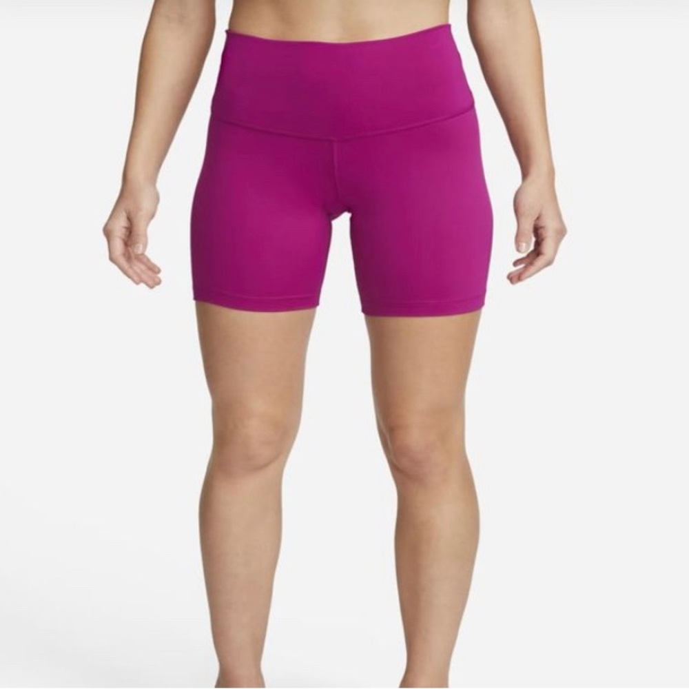 Nike- yoga training shorts NWT size XS
